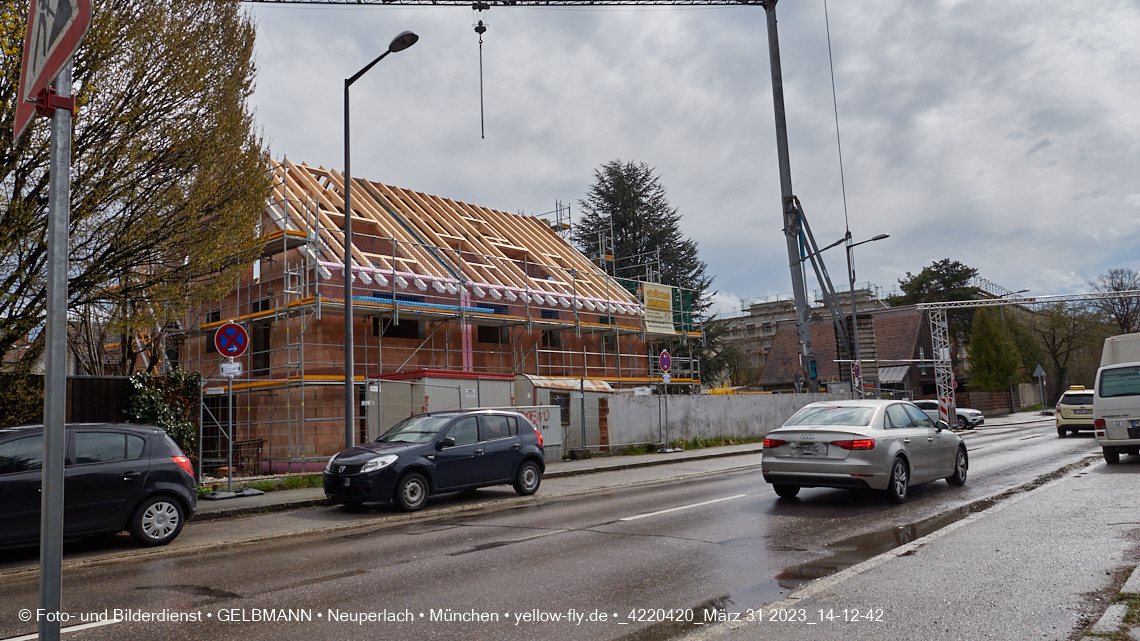 31.03.2023 - Baustelle zu einem Mehrfamilienhaus in der Niederalmstraße 16